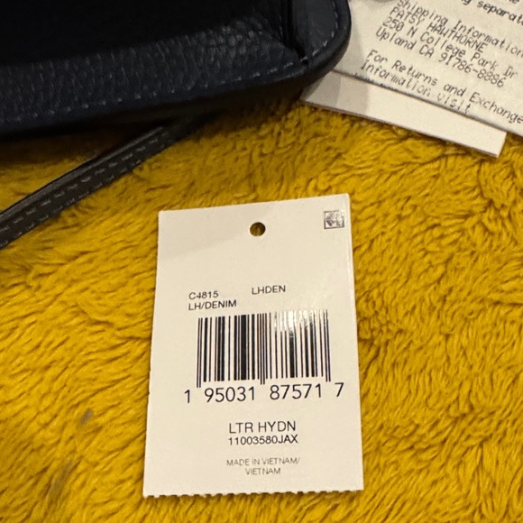 Coach Wallet-on-Chain Style Crossbody Bag - Picture 8 of 8